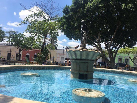 Plaza Dorada